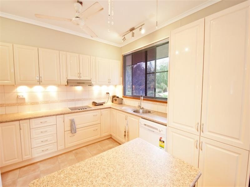 39 Canonbury Circuit, Driver NT 0830