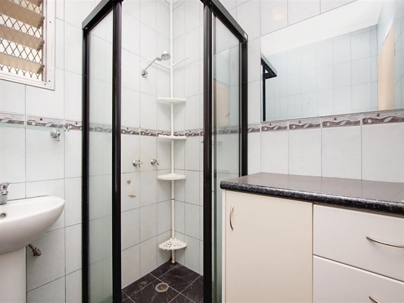 8 Radge Court, Malak NT 0812