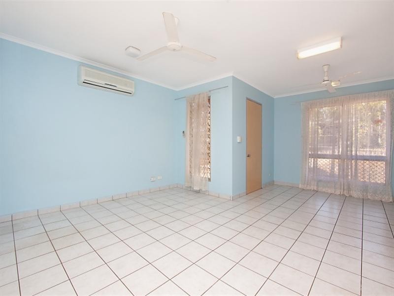 8 Radge Court, Malak NT 0812