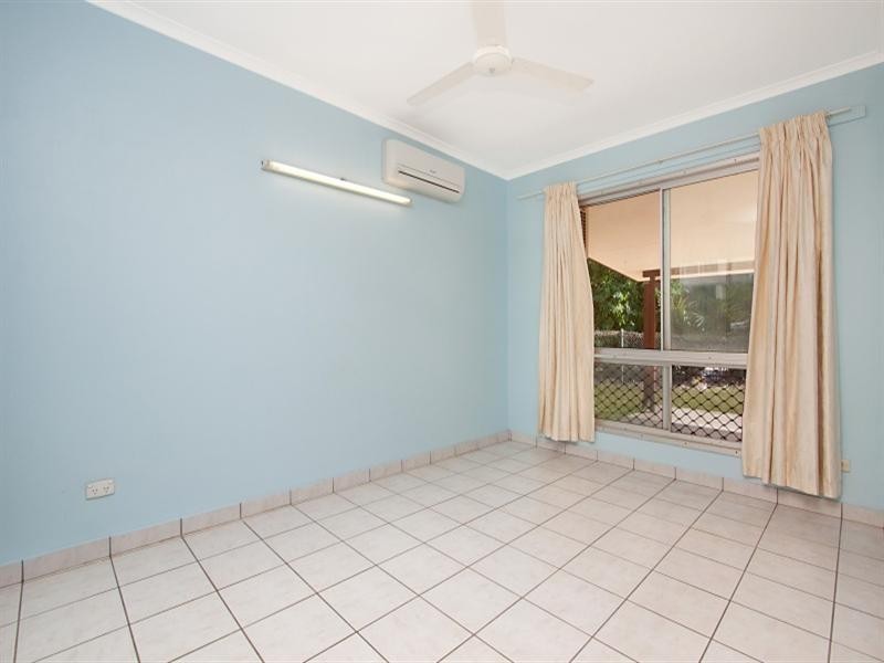 8 Radge Court, Malak NT 0812
