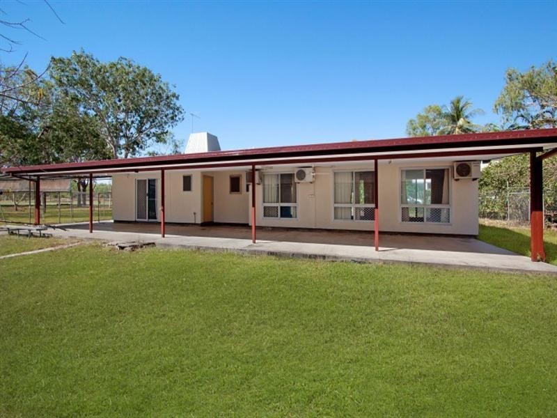 8 Radge Court, Malak NT 0812