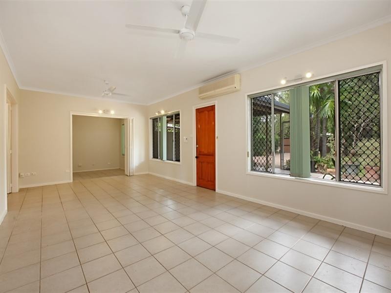 11 Clarke Crescent, Rapid Creek NT 0810