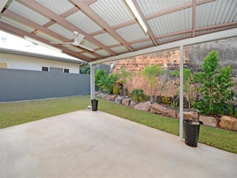 31 Villaflor Crescent, Woolner NT 0820