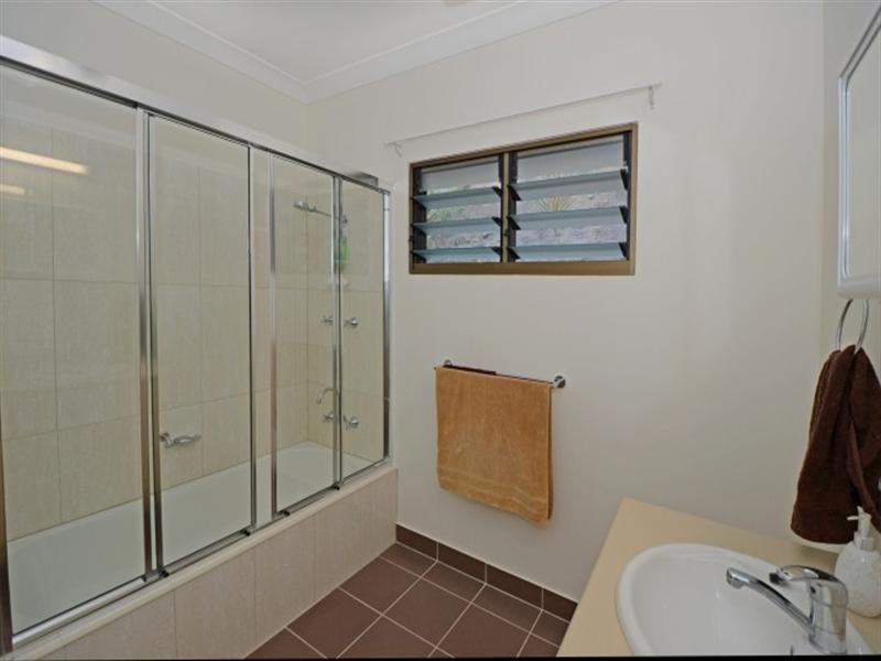 31 Villaflor Crescent, Woolner NT 0820