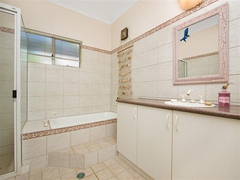 25 Lancewood Street, Rosebery NT 0832