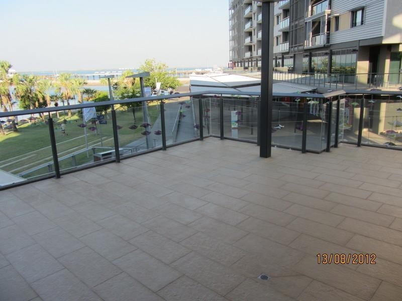 219/19 Kitchener Drive, Darwin NT 0800