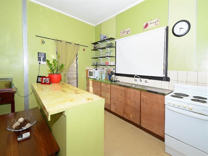 16 Koojarra Court, Karama NT 0812