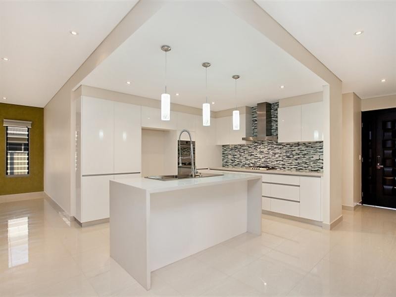 16 Clarke Street, Bellamack NT 0832