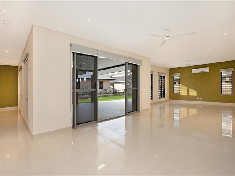 16 Clarke Street, Bellamack NT 0832