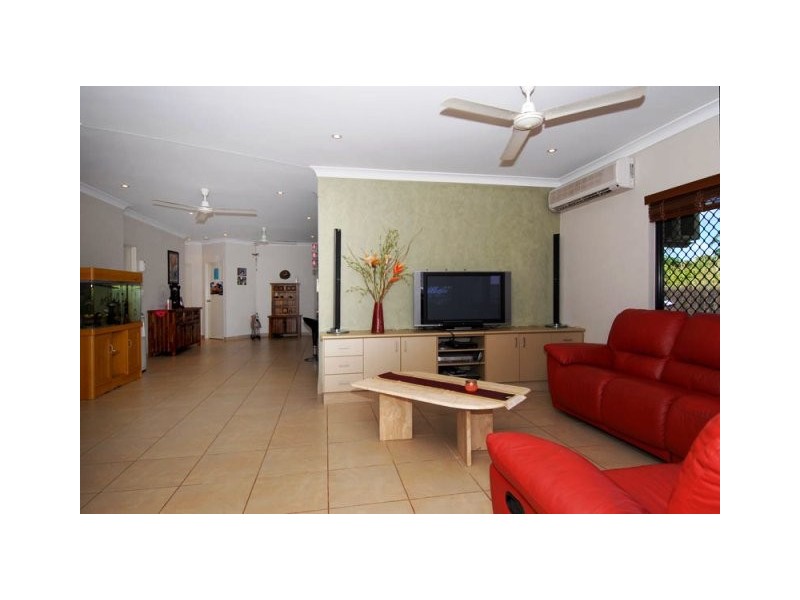 6 Bryden Street, Rosebery NT 0832