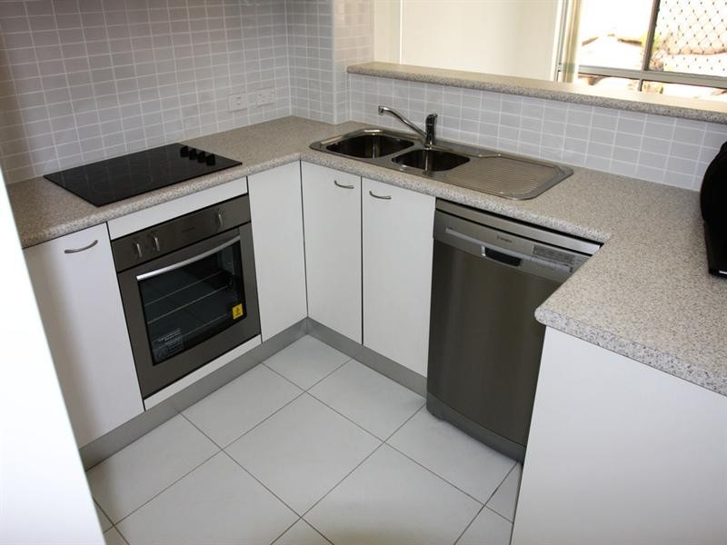 9/2311 Logan Road, Eight Mile Plains QLD 4113