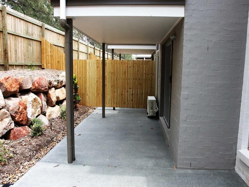 9/2311 Logan Road, Eight Mile Plains QLD 4113