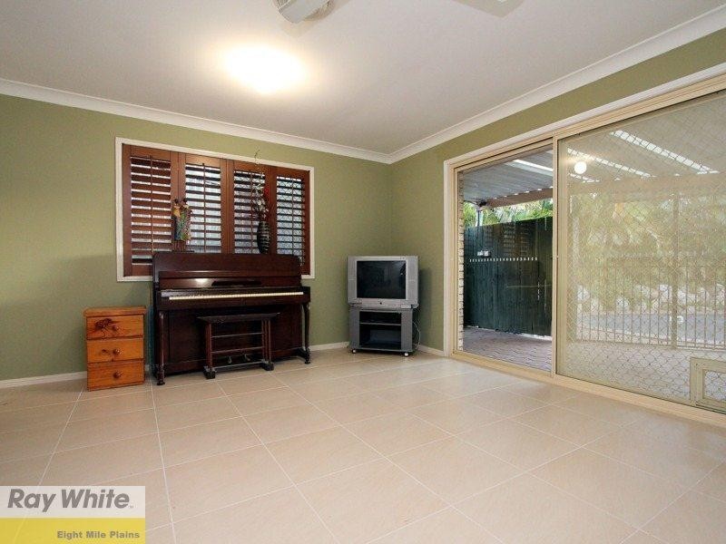 6 Silverbirch Close, Eight Mile Plains QLD 4113