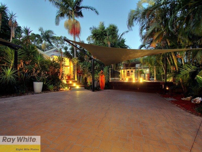 16 Ngairi Close, Eight Mile Plains QLD 4113