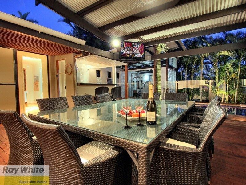 16 Ngairi Close, Eight Mile Plains QLD 4113