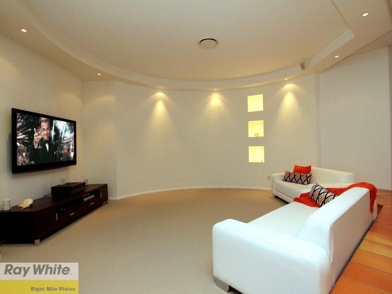 16 Ngairi Close, Eight Mile Plains QLD 4113