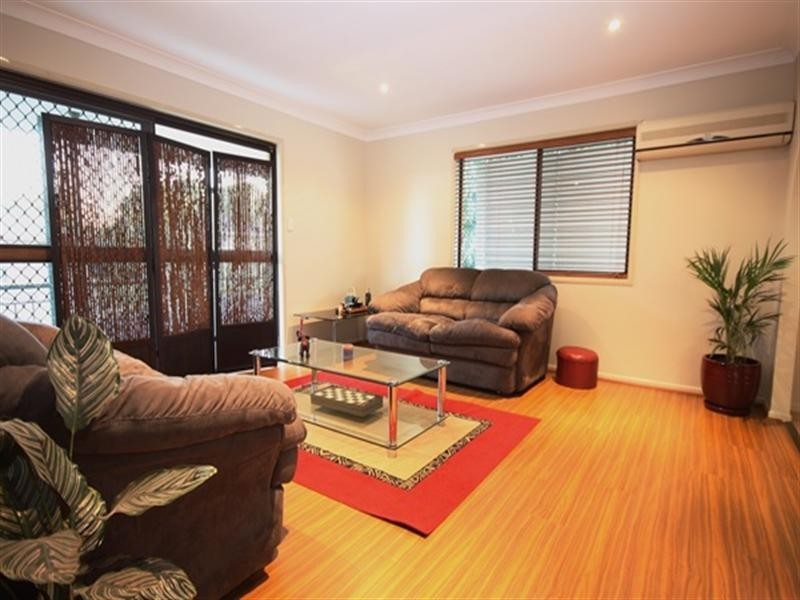 4 Dumaresq Street, Sunnybank Hills QLD 4109