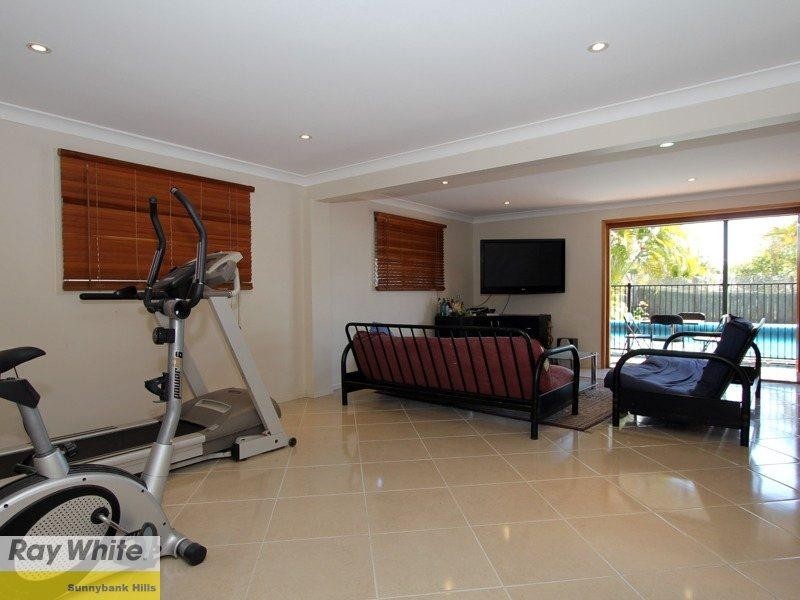 4 Dumaresq Street, Sunnybank Hills QLD 4109