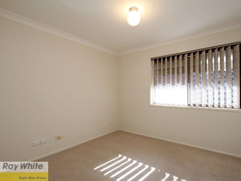 6 Oakleaf Street, Eight Mile Plains QLD 4113