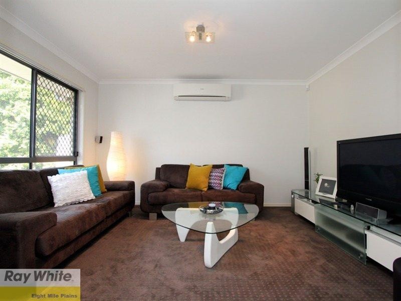 10 Wavecrest Place, Calamvale QLD 4116