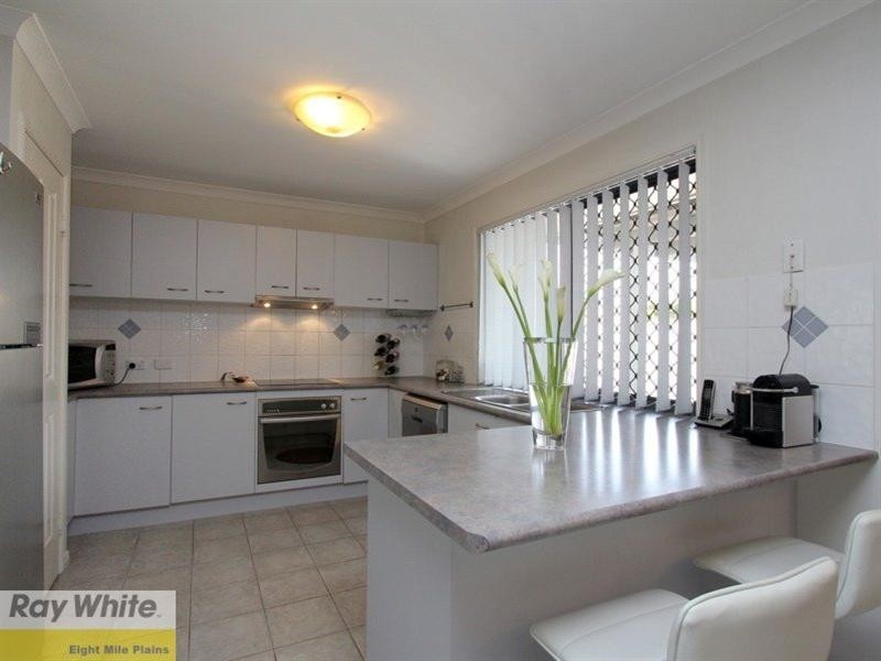 10 Wavecrest Place, Calamvale QLD 4116