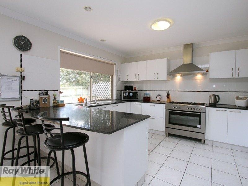 2 Rosewood Place, Runcorn QLD 4113