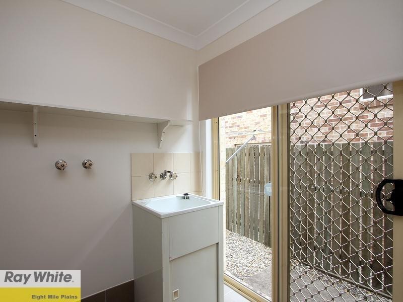 5 Timaru Crescent, Eight Mile Plains QLD 4113