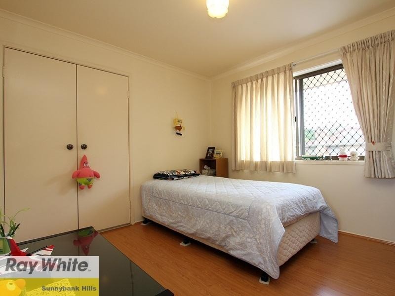 37 Alphitonia Crescent, Sunnybank Hills QLD 4109