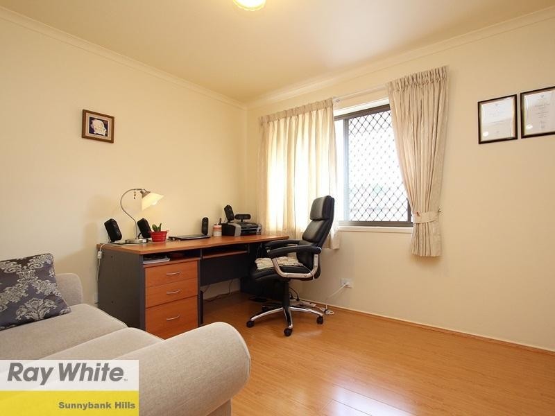 37 Alphitonia Crescent, Sunnybank Hills QLD 4109