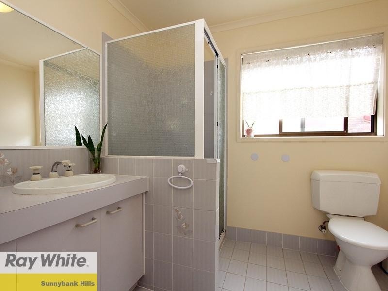 37 Alphitonia Crescent, Sunnybank Hills QLD 4109