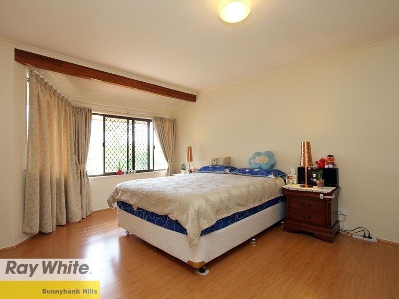 37 Alphitonia Crescent, Sunnybank Hills QLD 4109