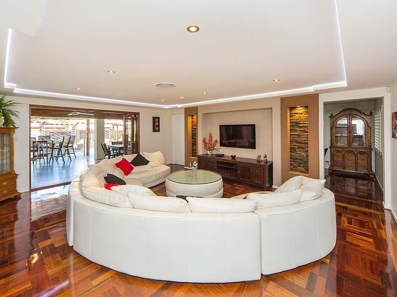 17 Lynelle Street, Sunnybank Hills QLD 4109