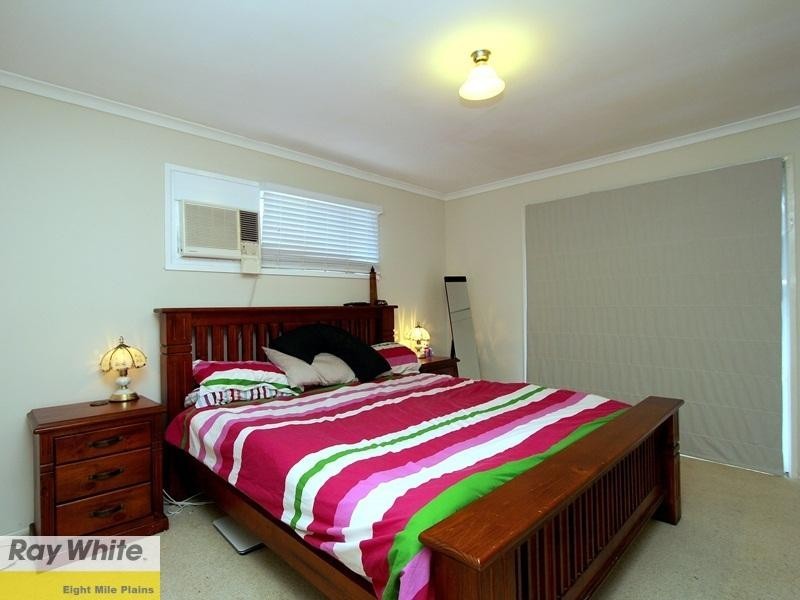 11 Nardie Street, Eight Mile Plains QLD 4113