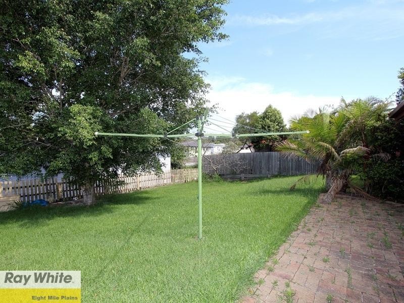 11 Nardie Street, Eight Mile Plains QLD 4113