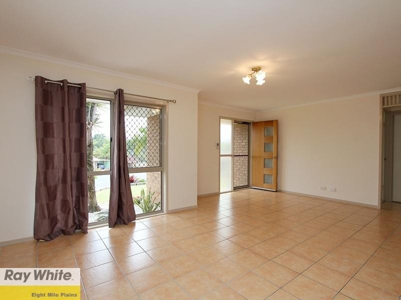 8 Kingfisher Close, Runcorn QLD 4113