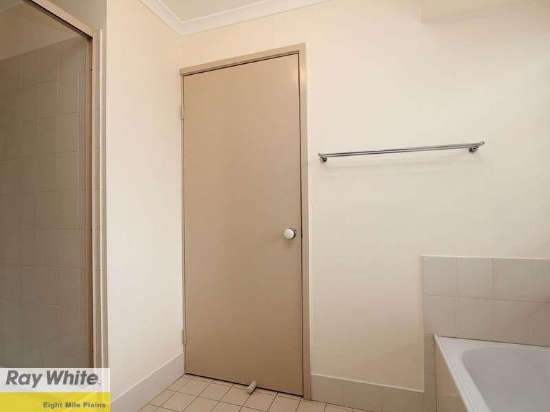 8 Kingfisher Close, Runcorn QLD 4113