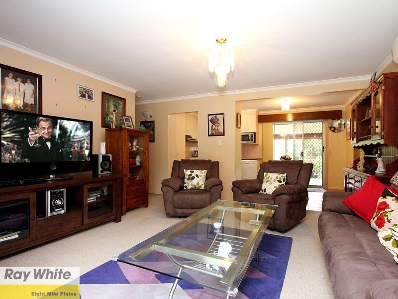 18 Donna Avenue, Rochedale South QLD 4123