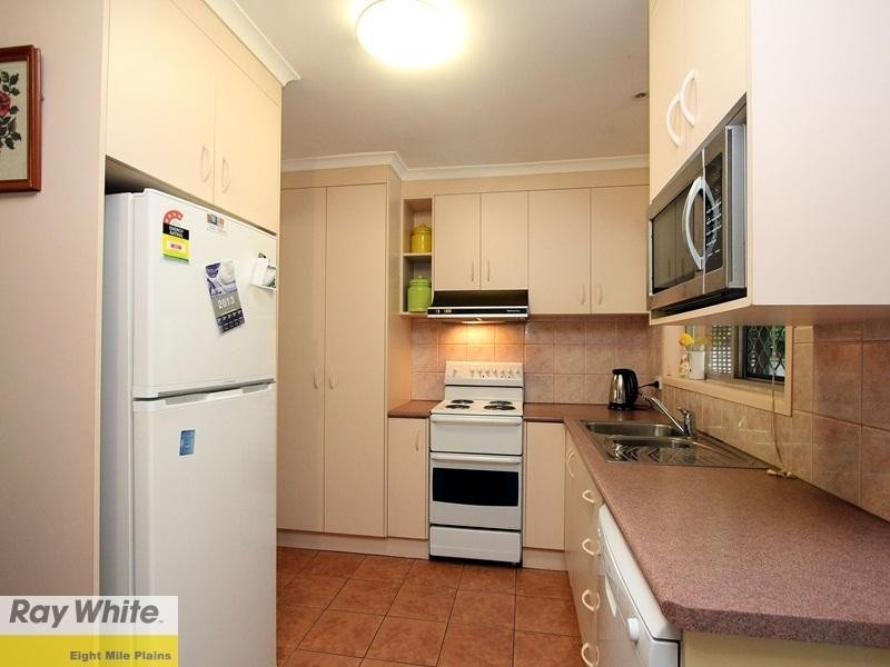 18 Donna Avenue, Rochedale South QLD 4123