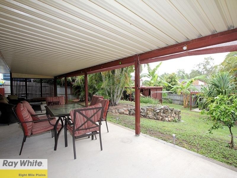 18 Donna Avenue, Rochedale South QLD 4123
