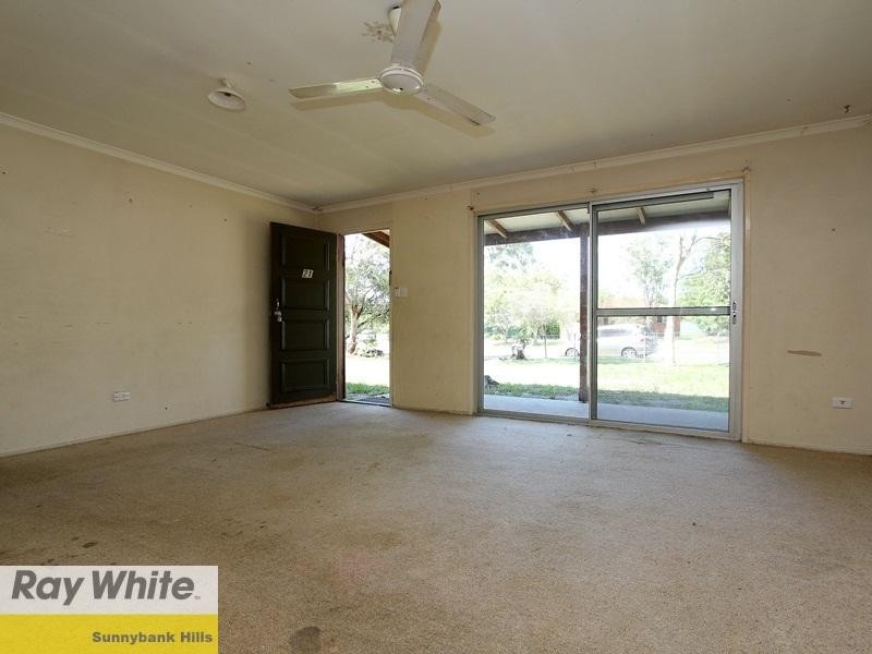 21 Lyngrove Street, Kingston QLD 4114