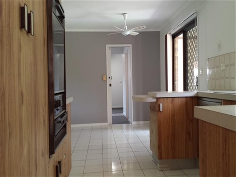 180 Warrigal Road, Runcorn QLD 4113