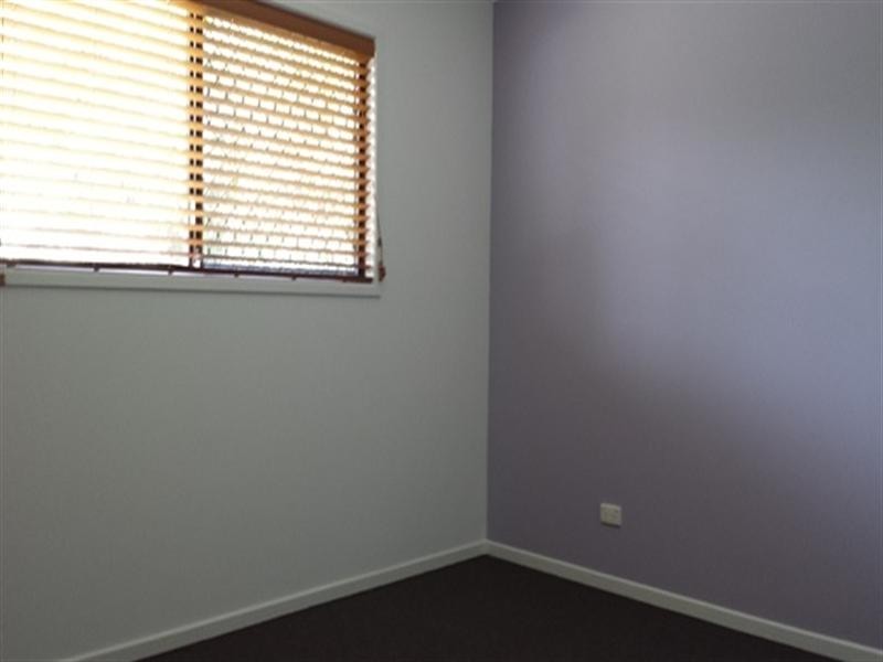 180 Warrigal Road, Runcorn QLD 4113