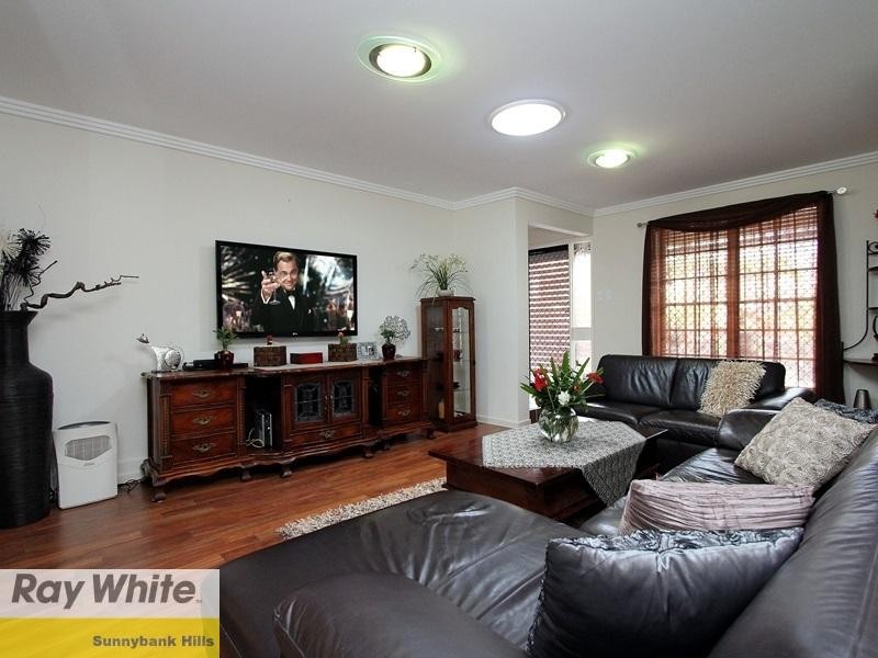 19 Greenleaf Street, Sunnybank Hills QLD 4109