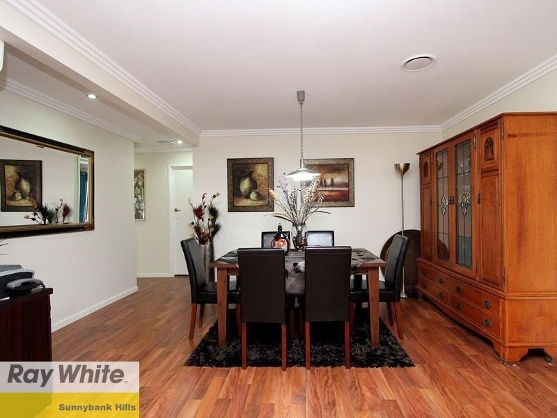 19 Greenleaf Street, Sunnybank Hills QLD 4109