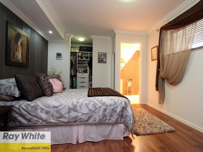 19 Greenleaf Street, Sunnybank Hills QLD 4109
