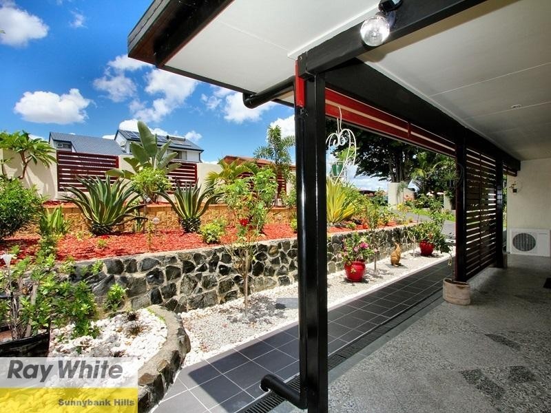 19 Greenleaf Street, Sunnybank Hills QLD 4109