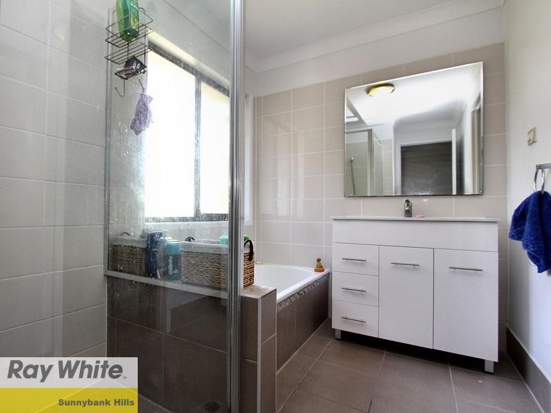 9 Holden Drive, Sunnybank Hills QLD 4109