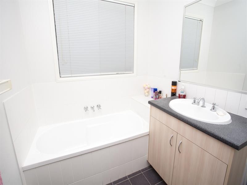 11 Blue Range Drive, Algester QLD 4115