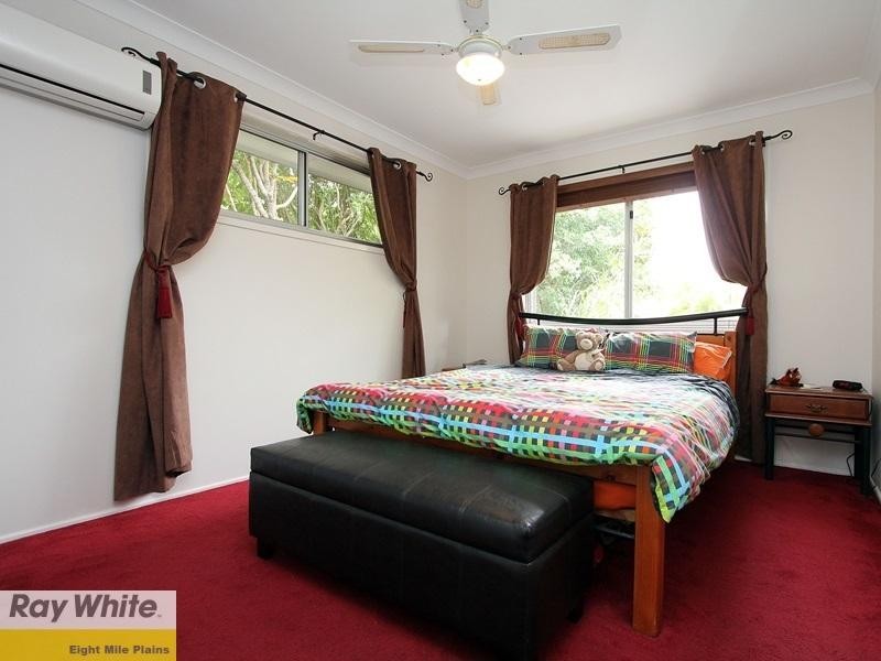 8 Condamine Street, Runcorn QLD 4113