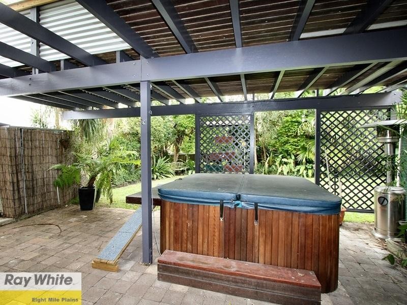 8 Condamine Street, Runcorn QLD 4113